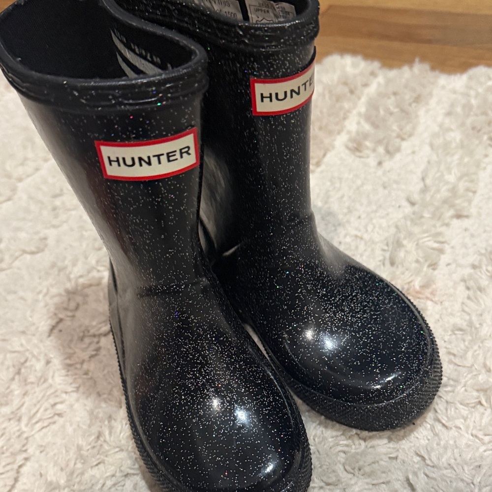 Hunter Glittery Black Boots